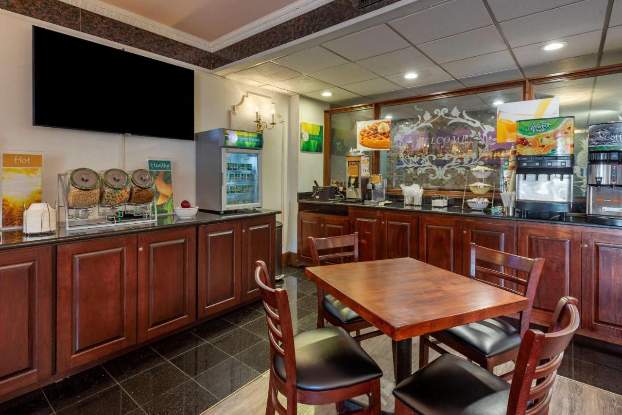 Quality Inn Montgomeryville-Philadelphia Экстерьер фото